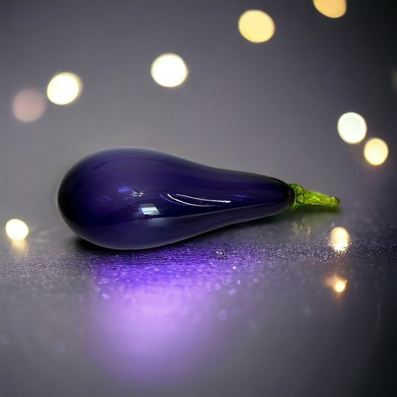 Hand Blown Glass Eggplant Signed Large 10”x 3” Purple Green Stem Horn of Plenty - Picture 1 of 9